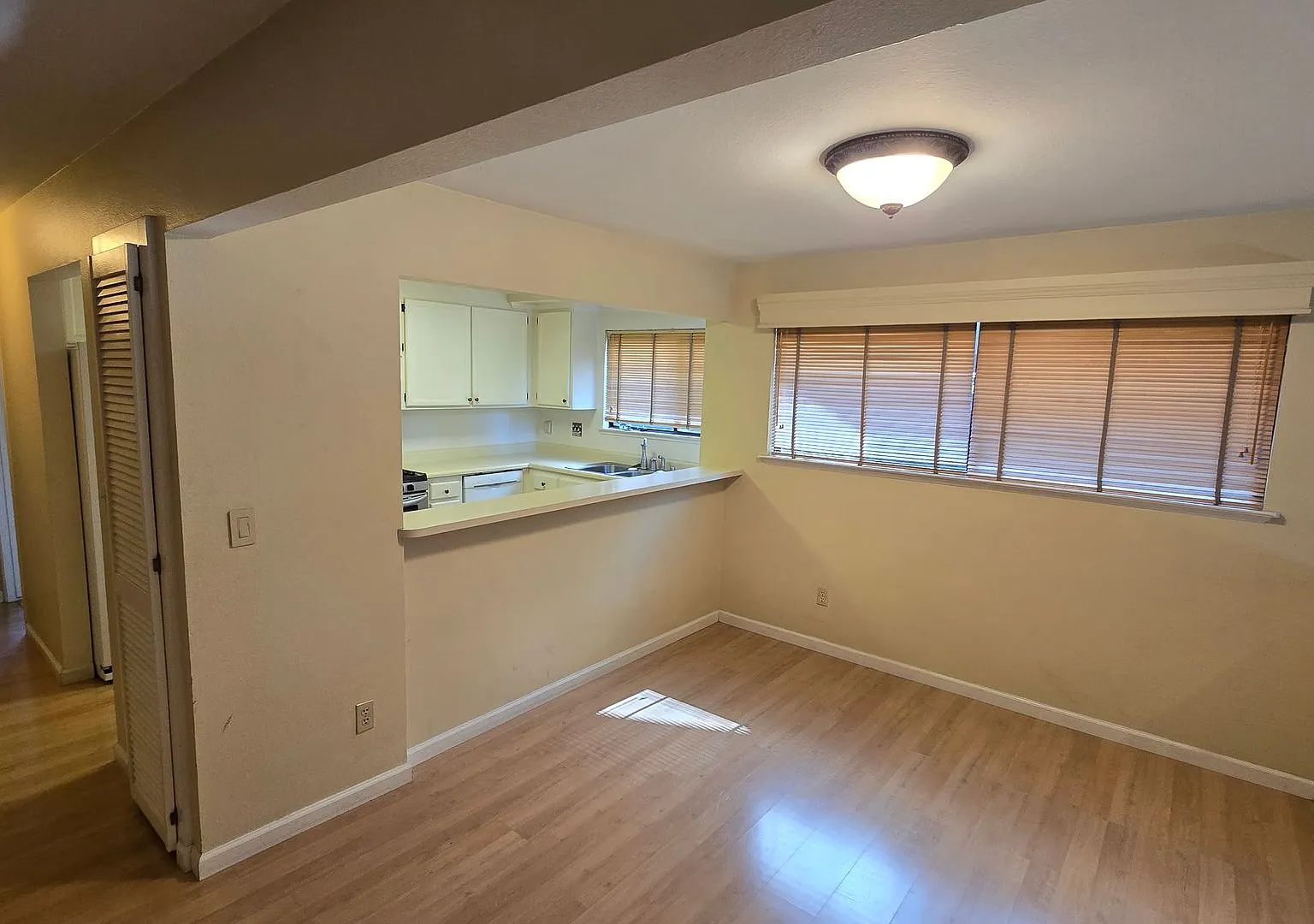 Updated 3BR/2BA Condo in Prime Sebastopol Location! — Photo 4