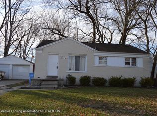 2111 Delta River Dr, Lansing, MI 48906