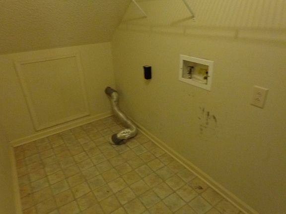 3rd image of 1504 Buchanon Dr