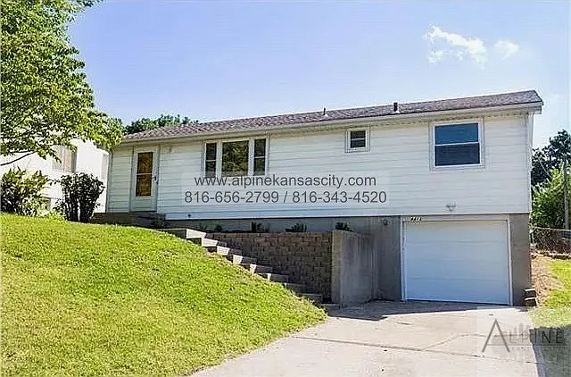 4413 N Walrond Ave — Photo 1