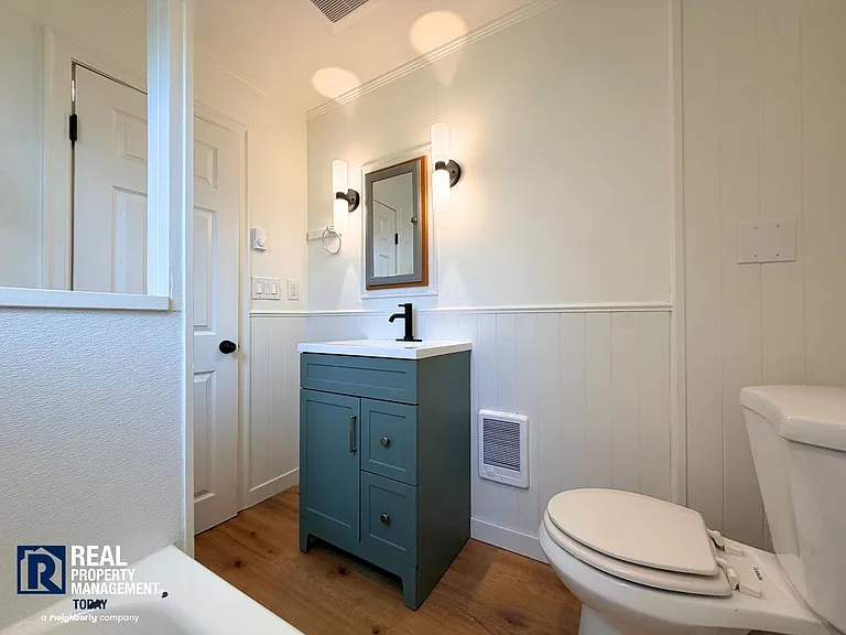 516 N K St LLC (Silver) — Photo 11