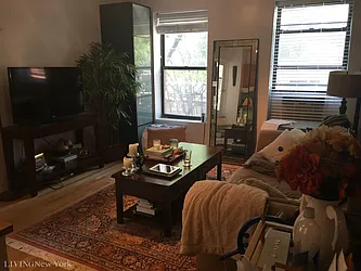 Rented by Living New York