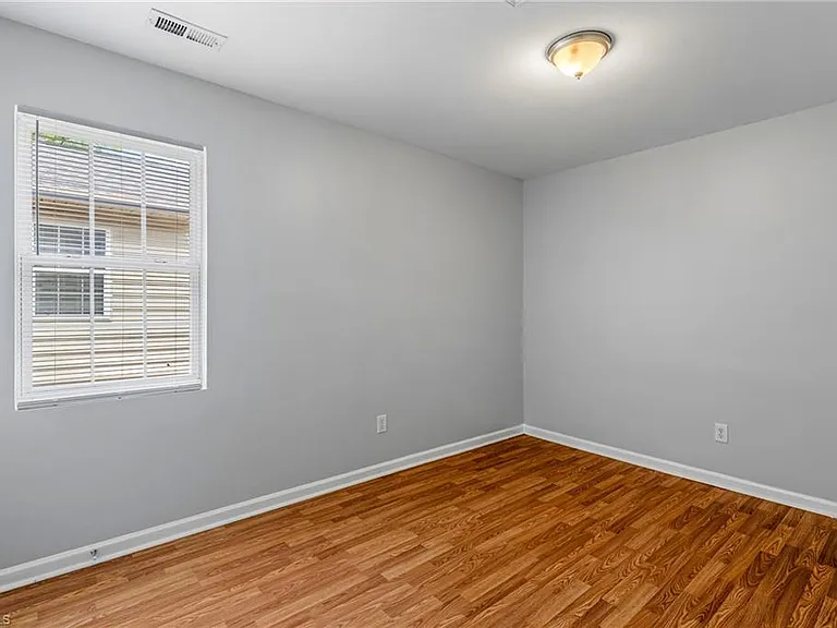 405 N Dudley St — Photo 21