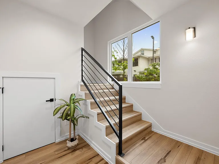 2309 Montopolis Dr #7 — Photo 27