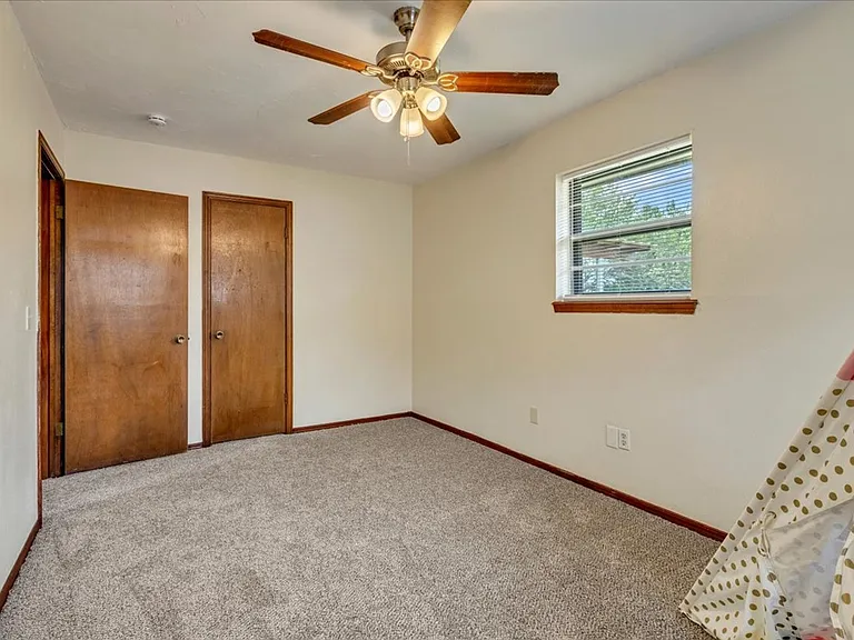 4121 Monica Dr — Photo 14