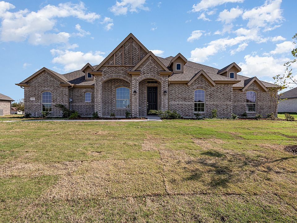 1st image of 280 Crystal Lake Ln