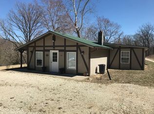 901 Fowler Rd S, Hardin, IL 62047