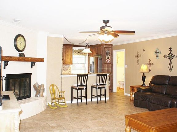 5th image of 808 Oxford Ave