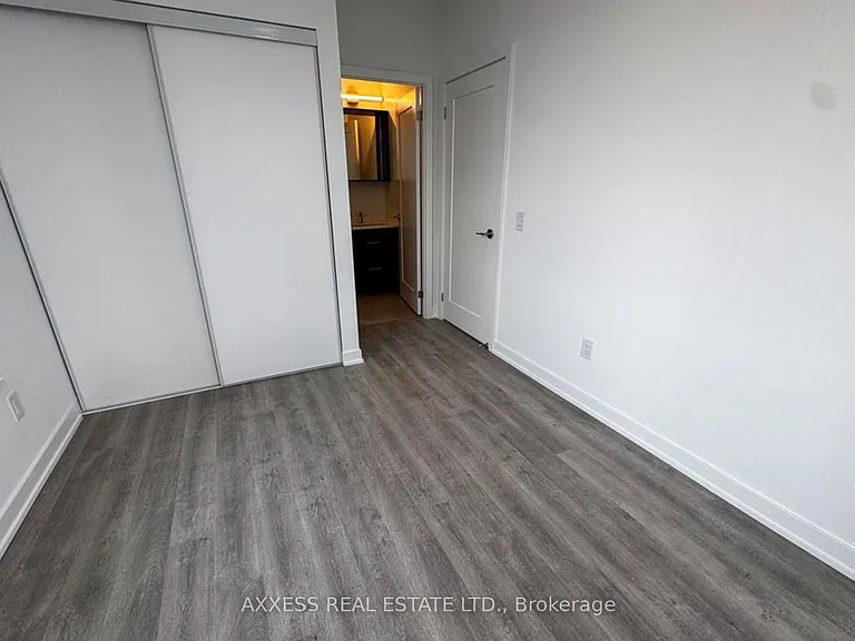 5105 Hurontario St #2511 — Photo 4