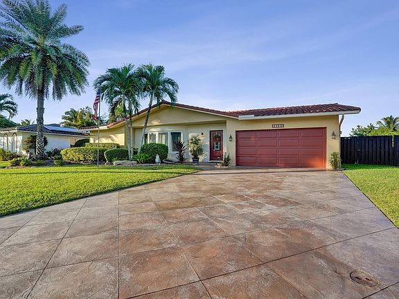 3rd image of 12131 NW 32nd Court