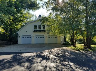 1 Watson Rd, Eau Claire, MI 49111