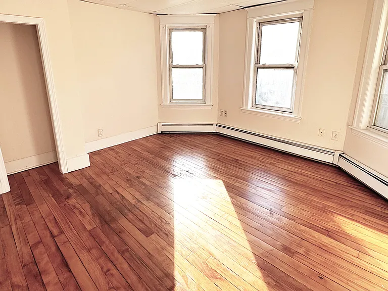 249 Shrewsbury St #3 — Photo 3