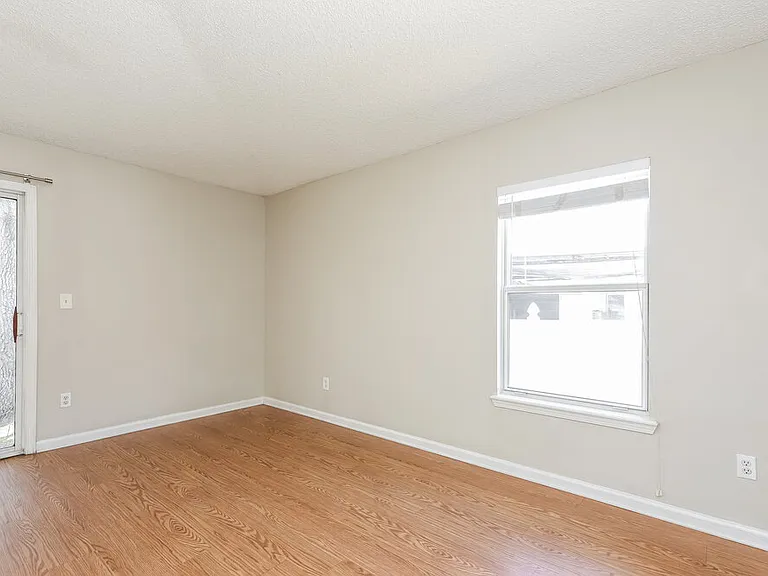 7533 International Village Dr — Photo 6