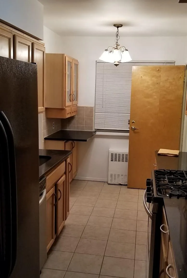 2 bed, 978 sqft, $2,800 — Photo 3