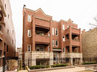 1425 W Byron St APT 2W, Chicago, IL 60613