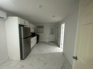 1015 E 228th St #1, Bronx, NY 10466