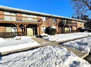 11322 W National Ave APT 202, Milwaukee, WI 53227