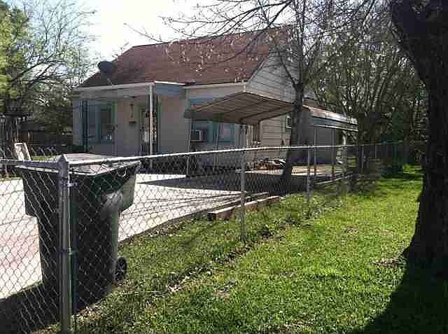 1st image of 1001 12th Ave