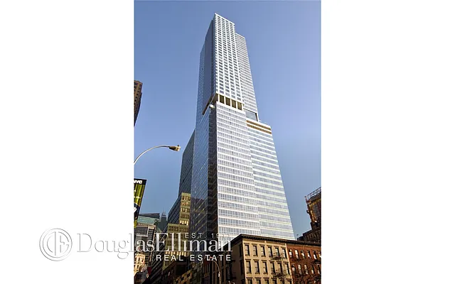 Rented by Douglas Elliman | media 16