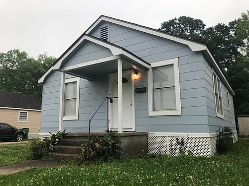 1307 W Sidnor St Photo 1