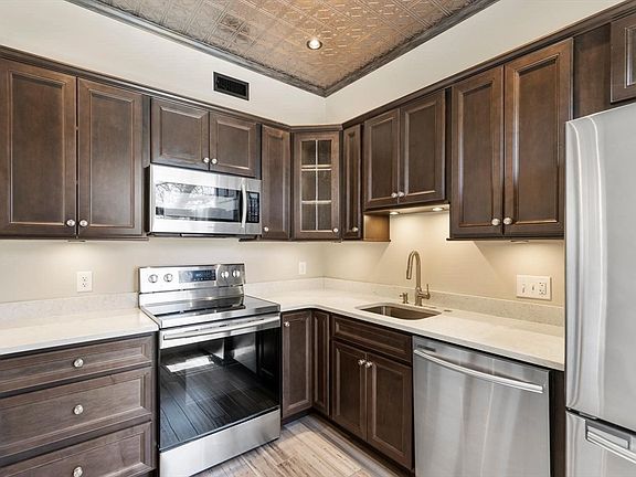4th image of 24 Norman St APT 111