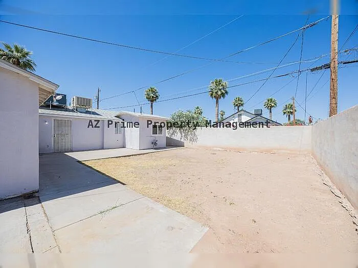 2830 E Sheridan St — Photo 18
