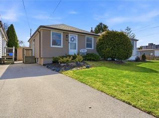 752 9th Ave, Hamilton, ON L8T 2A6