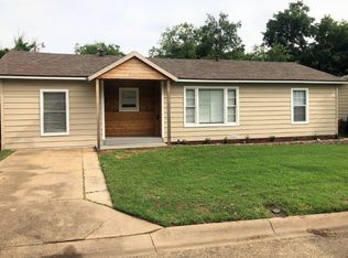 1012 Turner St, Cleburne, TX 76033