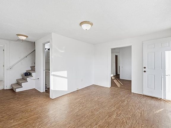 5th image of 490 Lambs Rd