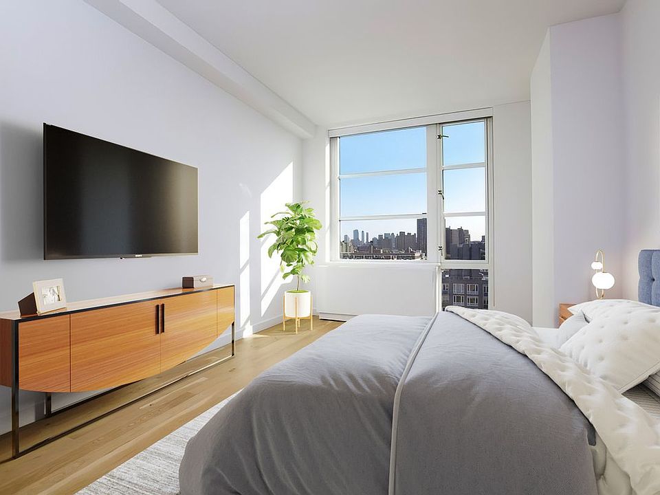 1st image of 331 E Houston St #4D1