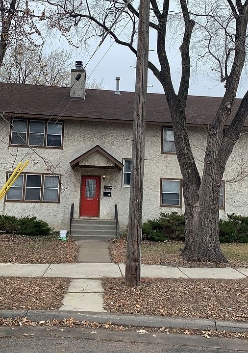 1st image of 2400 27th Ave S APT 2