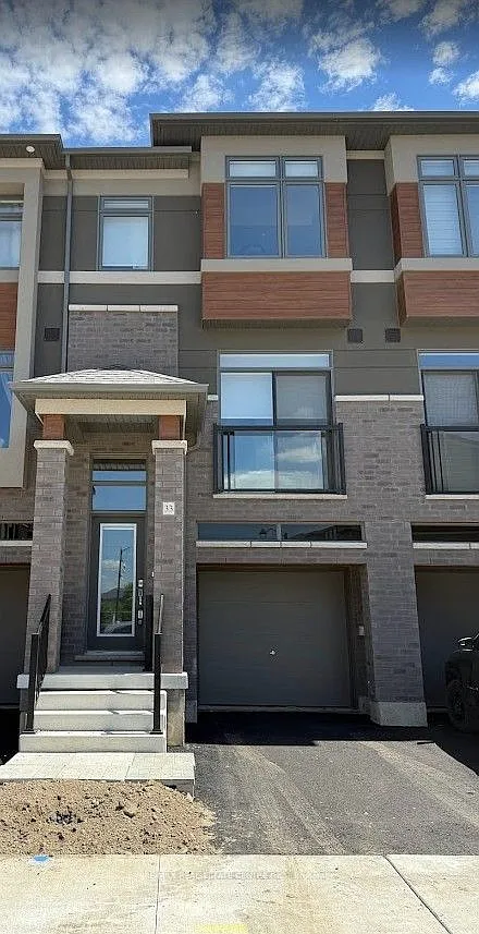 3 bed, $2,100 — Photo 1