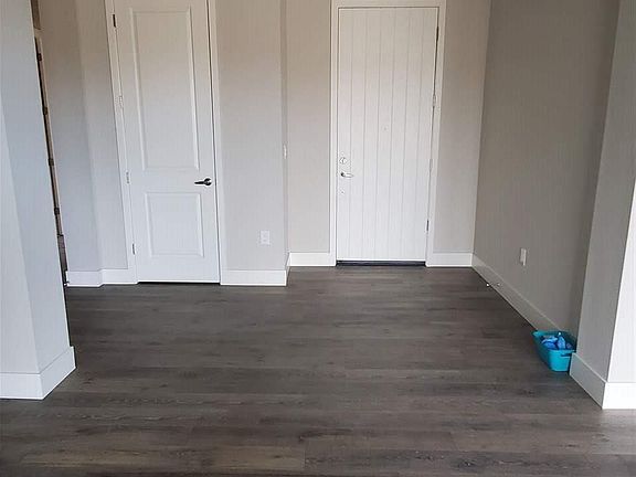 5th image of 167 Pelican Way #28