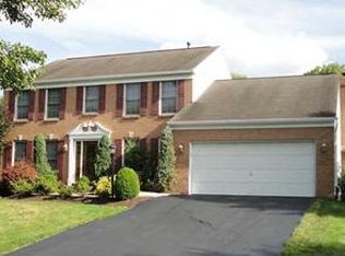 419 Swan Dr, Bridgeville, PA