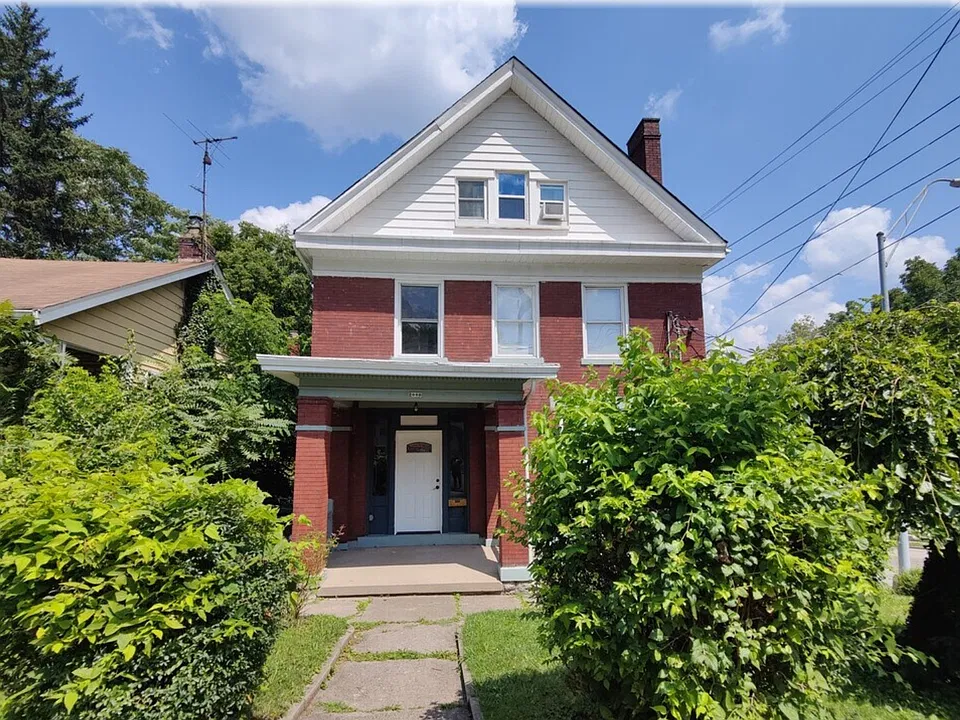 2000 Ryan Ave #2