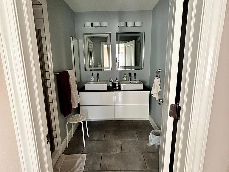 202 Cobblestone Dr — Photo 11
