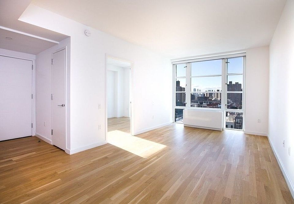 1st image of 331 E Houston St APT 9G