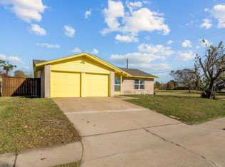 4001 Clemson Dr, Garland, TX 75042
