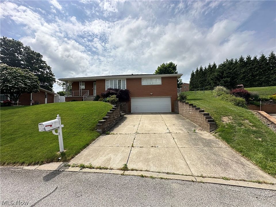 1st image of 224 Skyline Cir