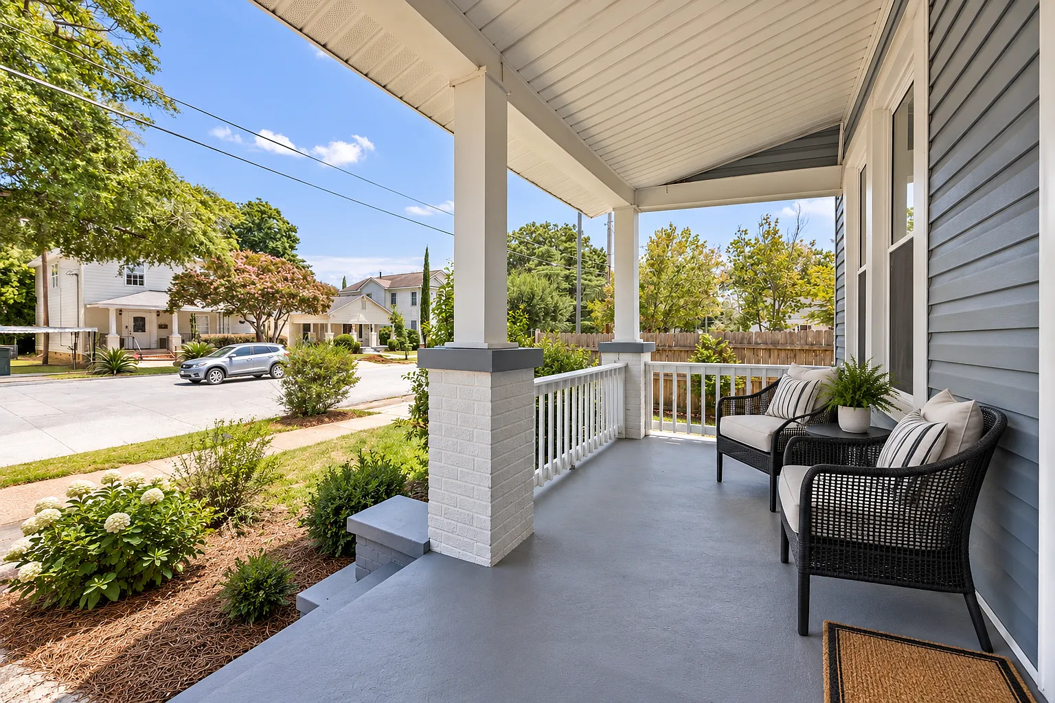 4 bed, 1600 sqft, $3,400 — Photo 2