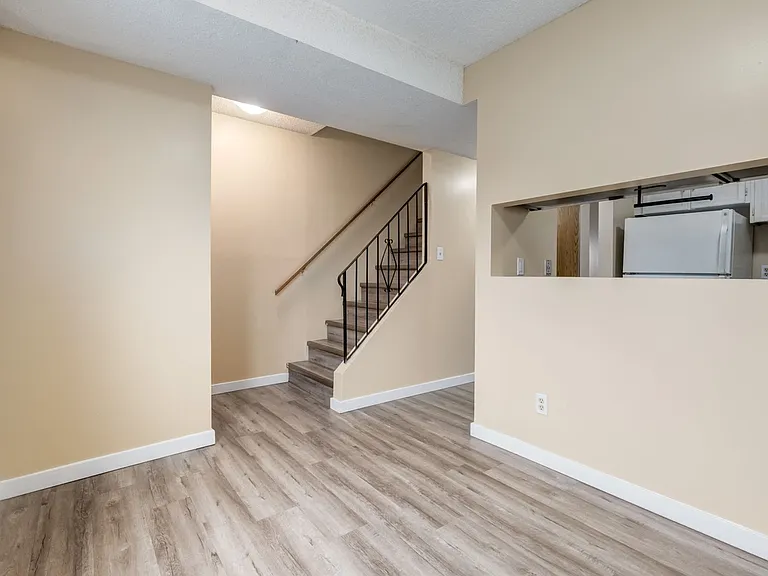 550 Rundlehorn Cir NE — Photo 34