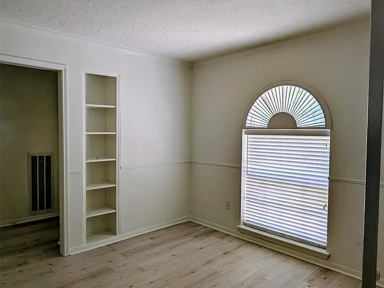 12214 Meadow Berry Dr — Photo 7