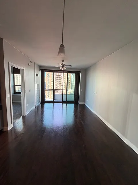 1 bed, 1000 sqft, $2,800 — Photo 2