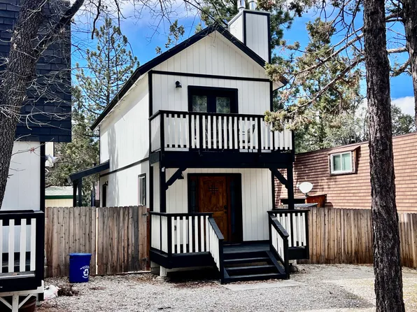 262 San Bernardino Ave, Sugarloaf, CA 92386