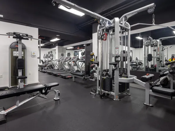 540 West 49th Street image 7 of 8