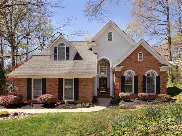 15327 Rush Lake Ln, Huntersville, NC 28078