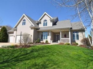 906 Swallowtail Dr, Madison, WI 53717