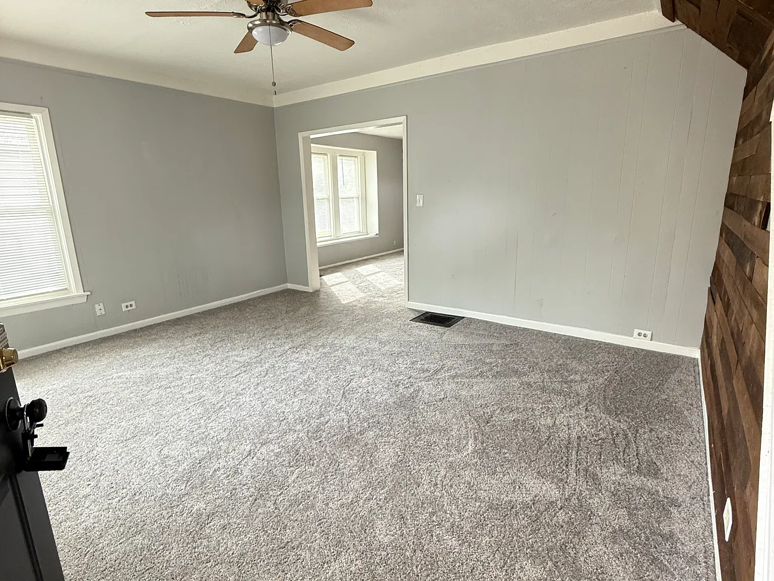 3 bed, 1.5 bath, 1190 sqft, $1,495 — Photo 2