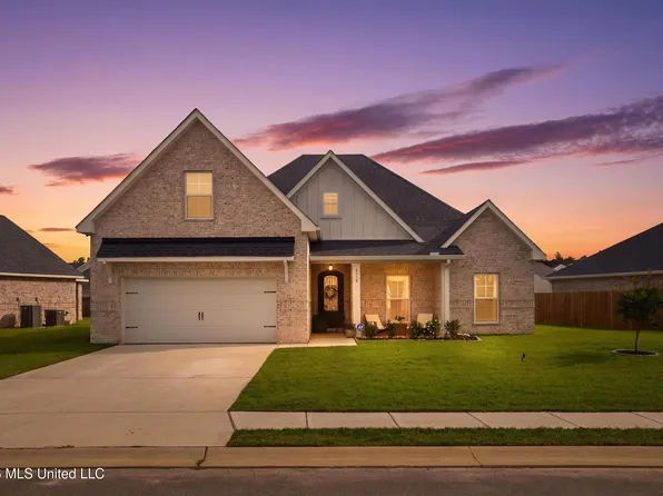 6710 Maurepas Cir, Ocean Springs, MS 39564