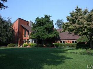 1758 Arden Ln, Bethlehem, PA 18015